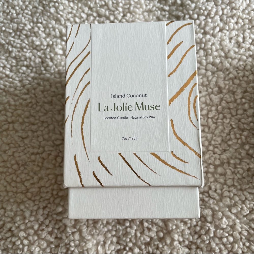La Jolie Muse island coconut candle - Picture 5 of 6